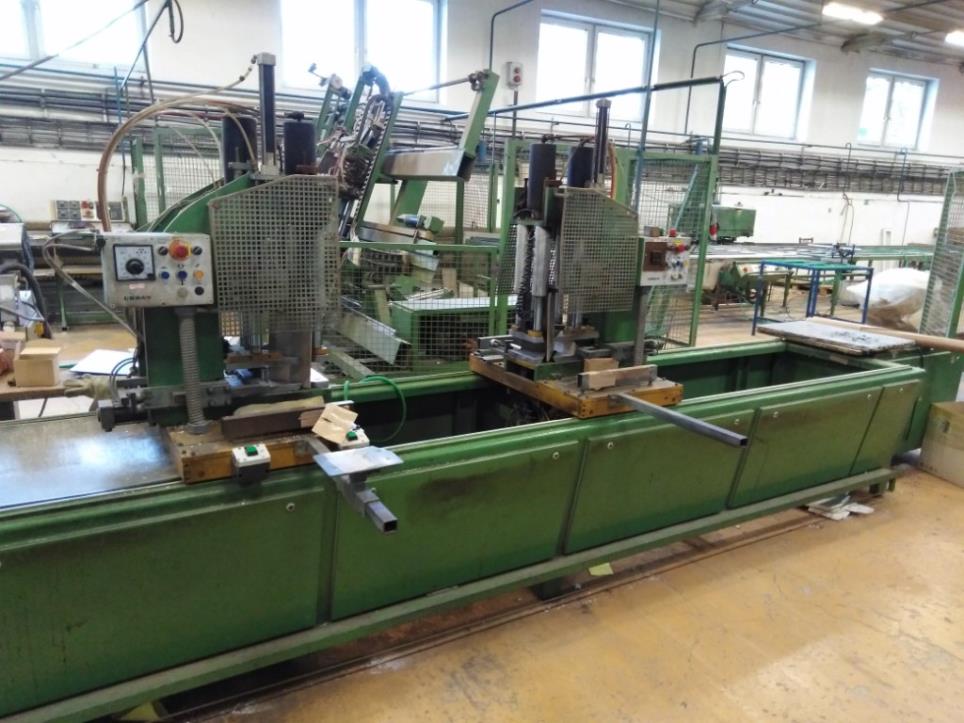 Production line for plastic windows-2